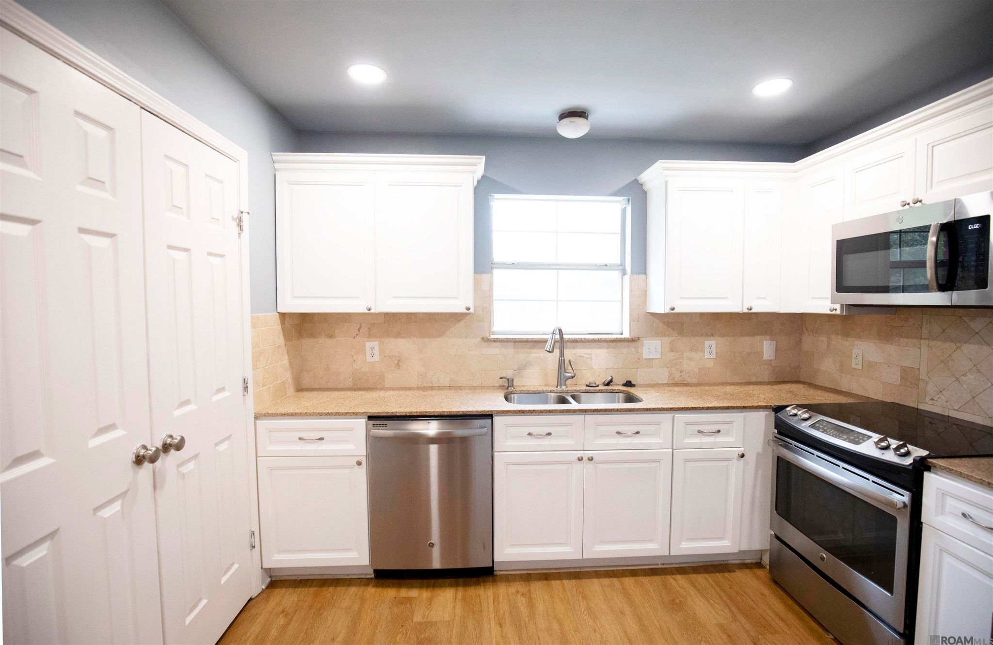 Image of 12501 Hidden Ridge Dr