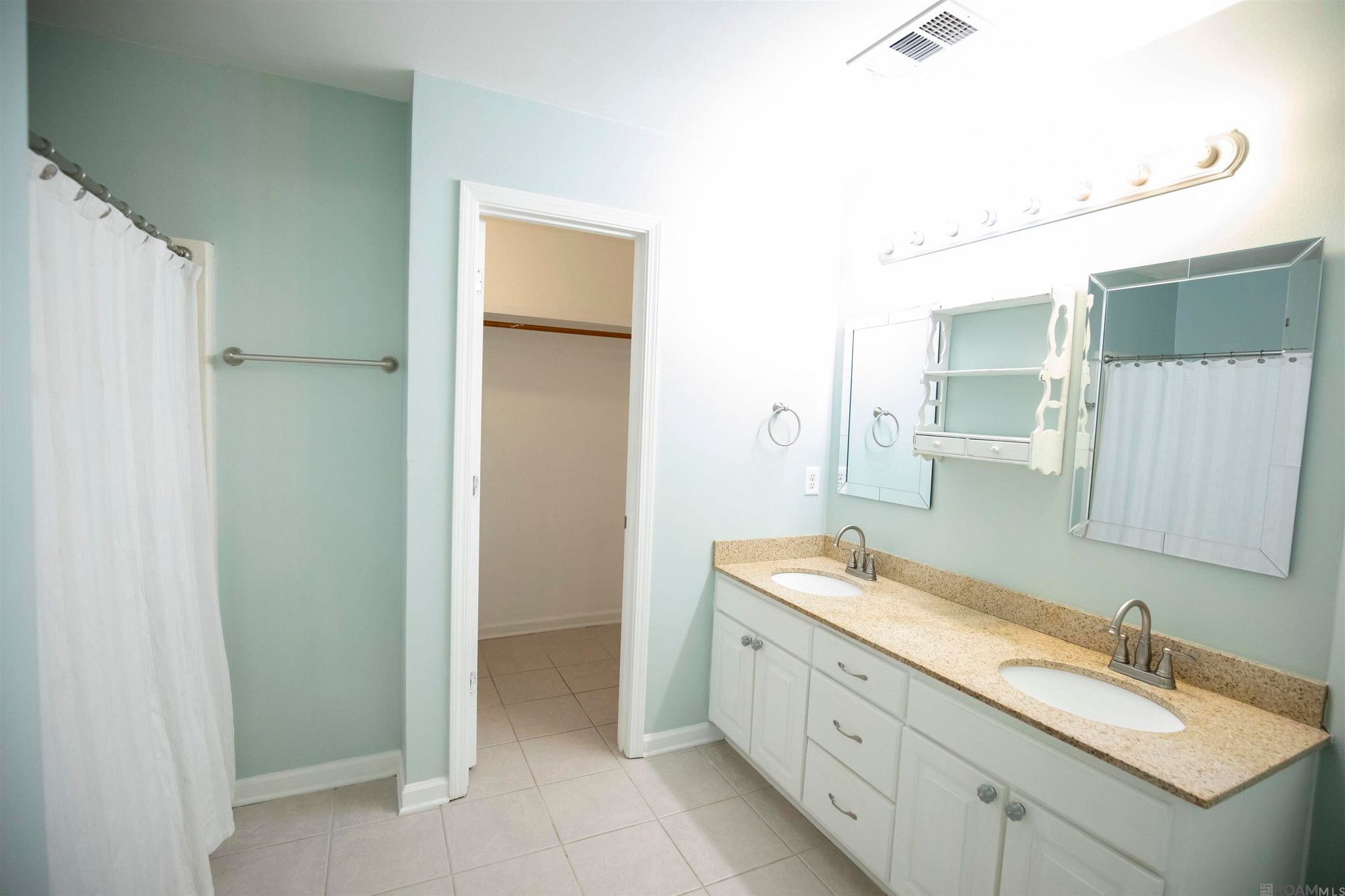 Image of 12501 Hidden Ridge Dr