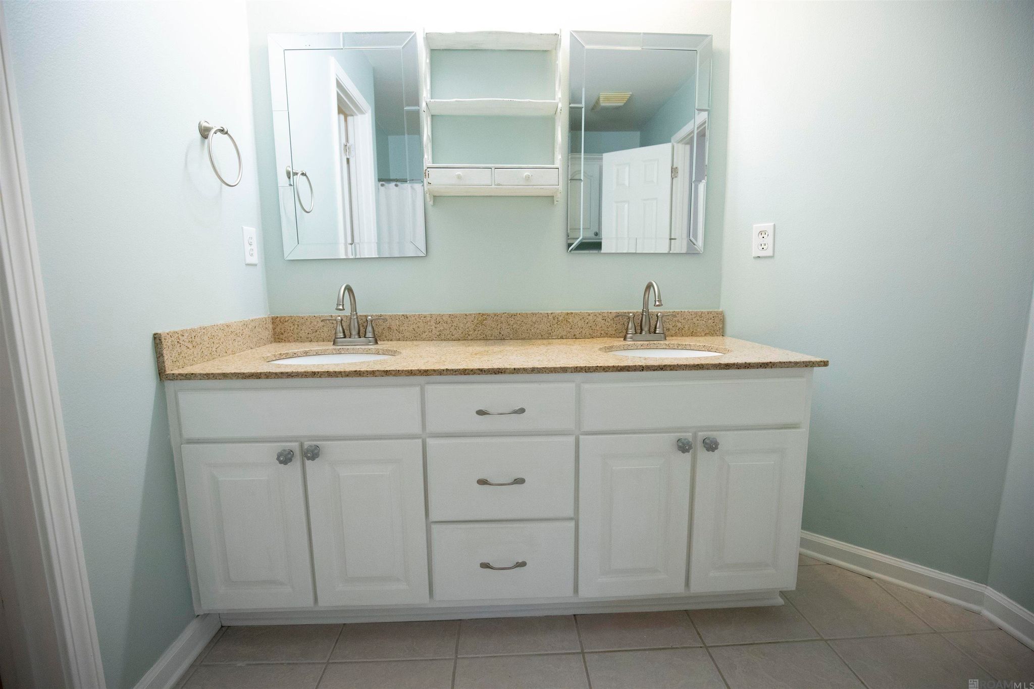 Image of 12501 Hidden Ridge Dr
